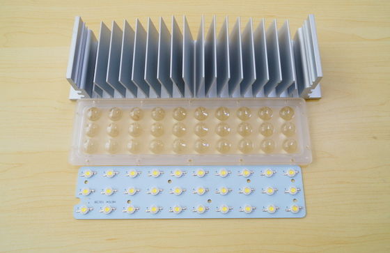 90 degree 45mil Chip 3x10 LED Street Light Components with Optical grade PC